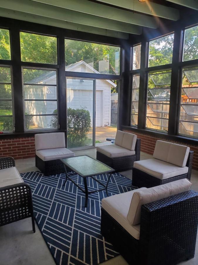 Spacious Centrally Located 3 Bed 2 Bath - Sleeps 8 몽고메리 외부 사진
