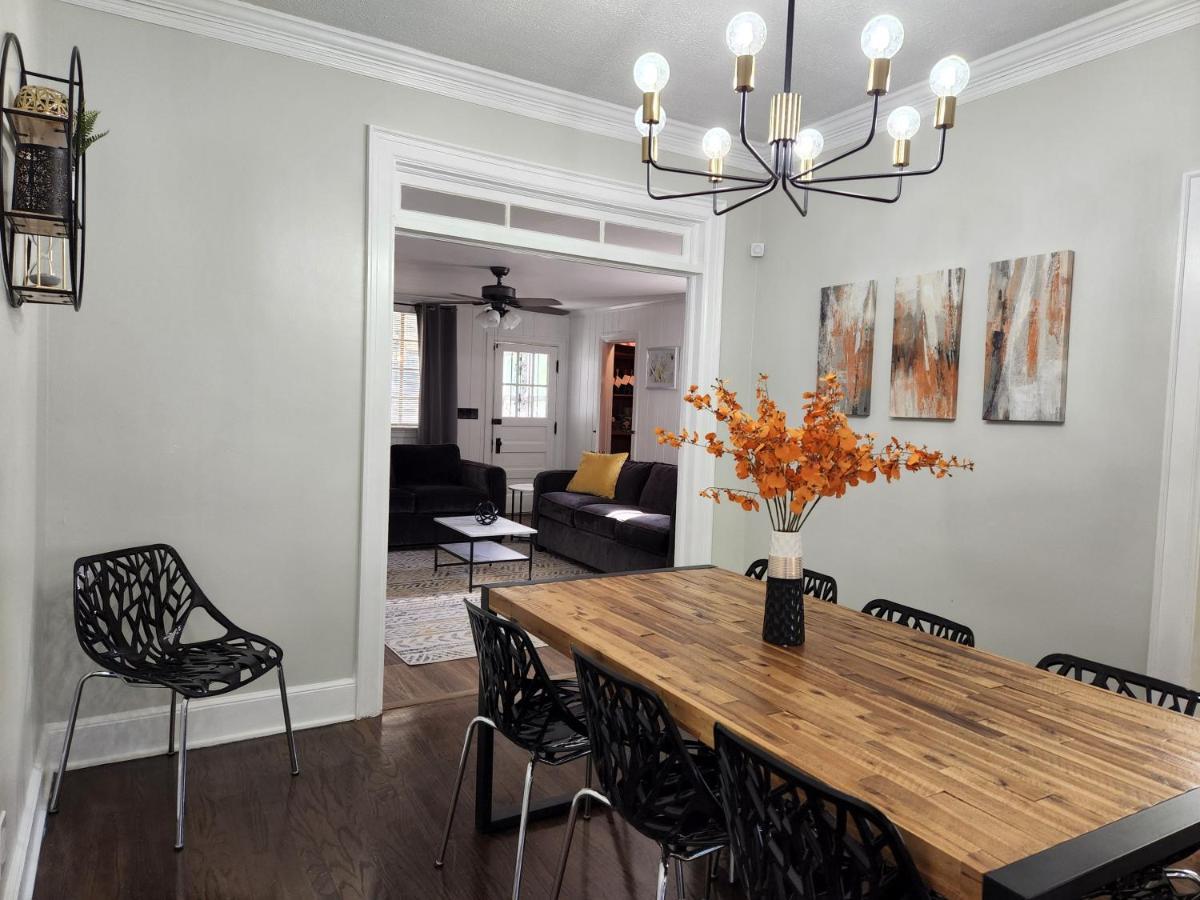 Spacious Centrally Located 3 Bed 2 Bath - Sleeps 8 몽고메리 외부 사진