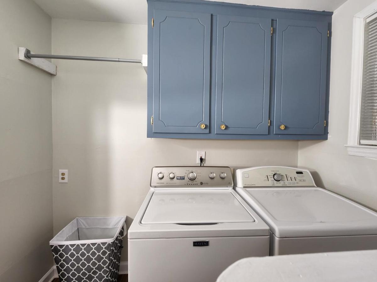 Spacious Centrally Located 3 Bed 2 Bath - Sleeps 8 몽고메리 외부 사진