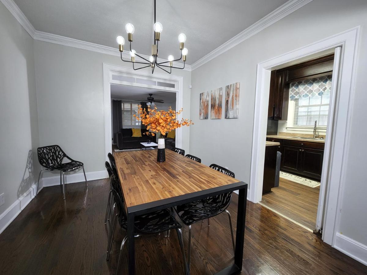 Spacious Centrally Located 3 Bed 2 Bath - Sleeps 8 몽고메리 외부 사진
